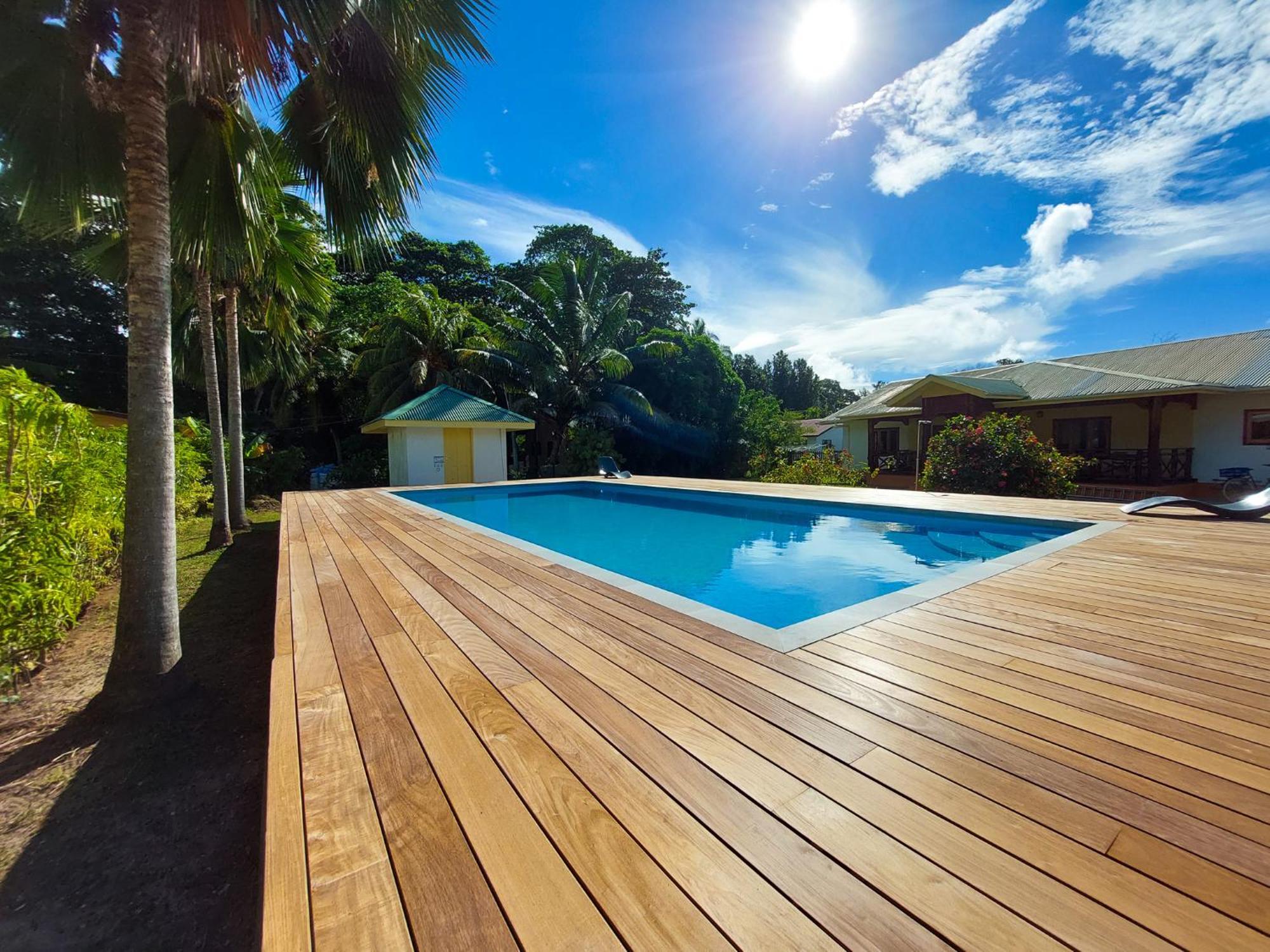 Jms Ventures Guesthouse - Private Pool La Digue Exteriör bild