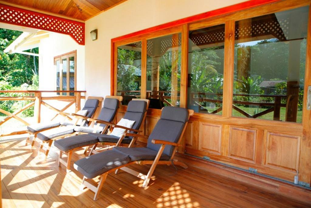 Jms Ventures Guesthouse - Private Pool La Digue Rum bild